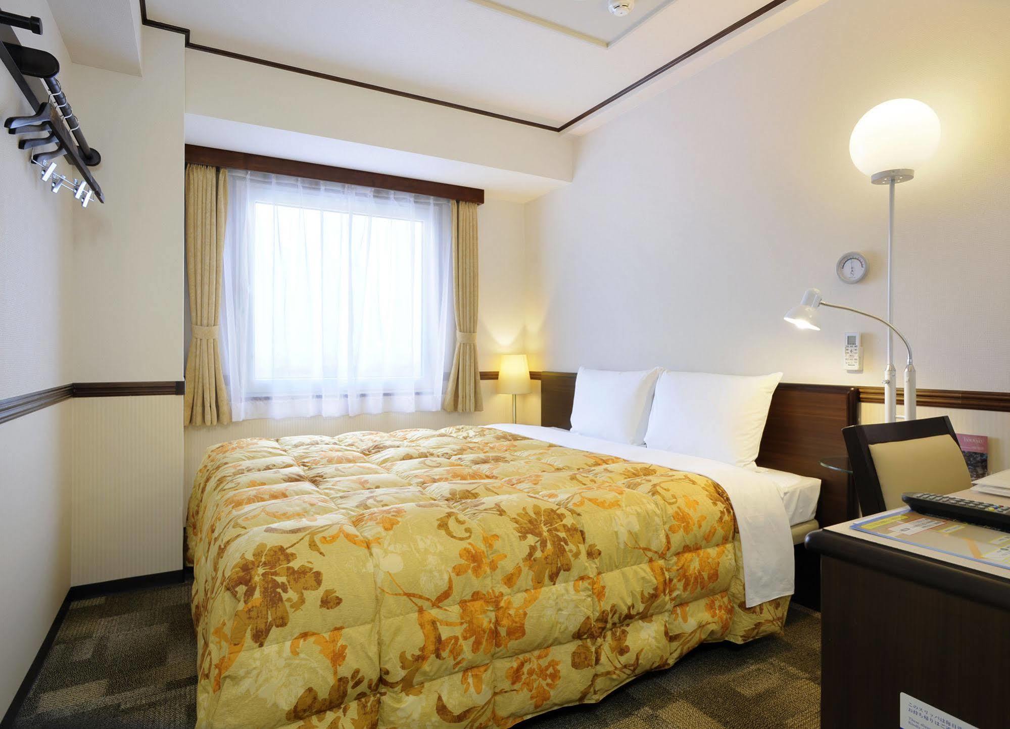 Toyoko Inn Saitama Shintoshin Kültér fotó