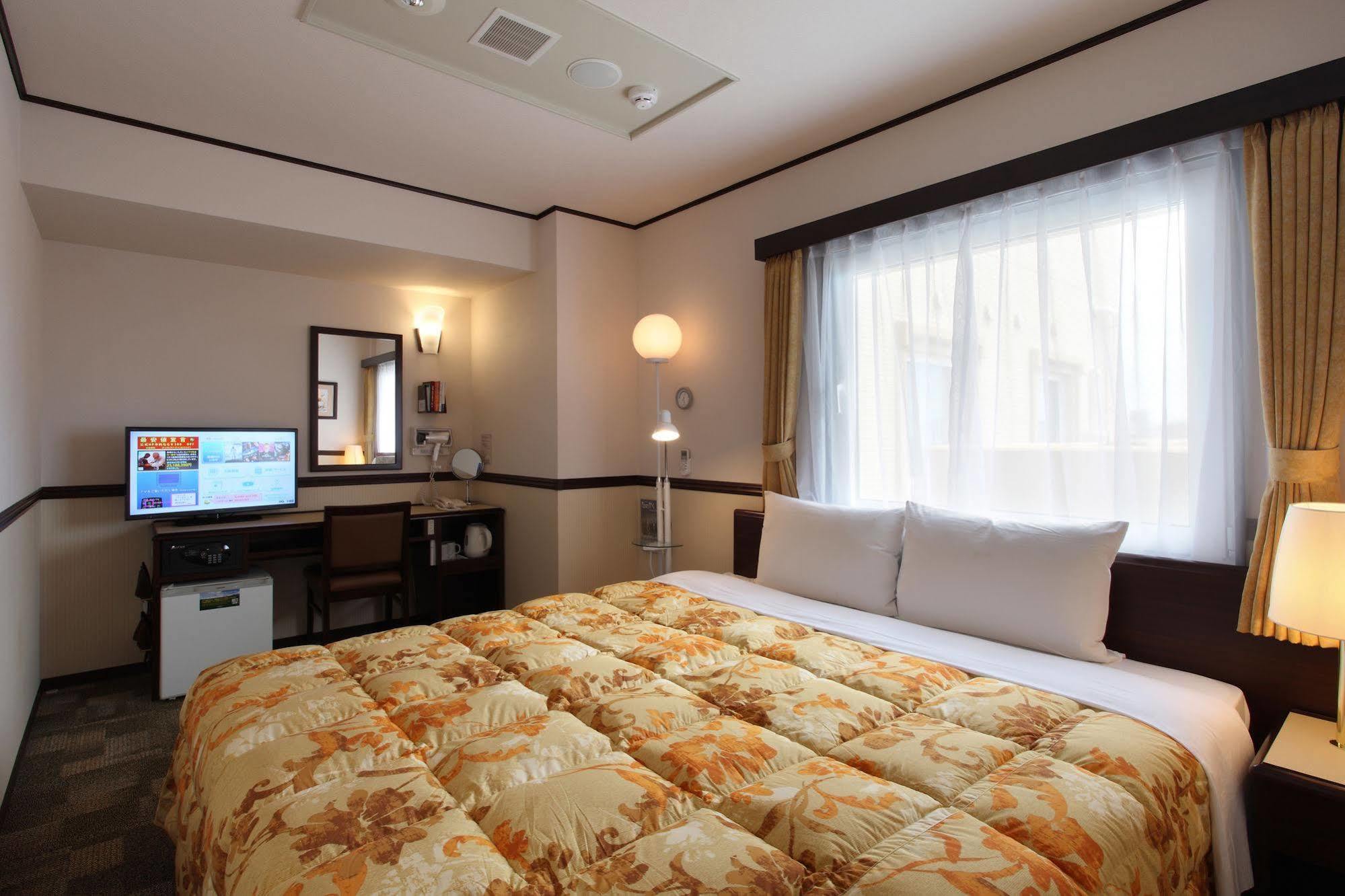 Toyoko Inn Saitama Shintoshin Kültér fotó